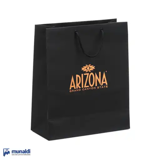 Sacolas customizadas para roupas